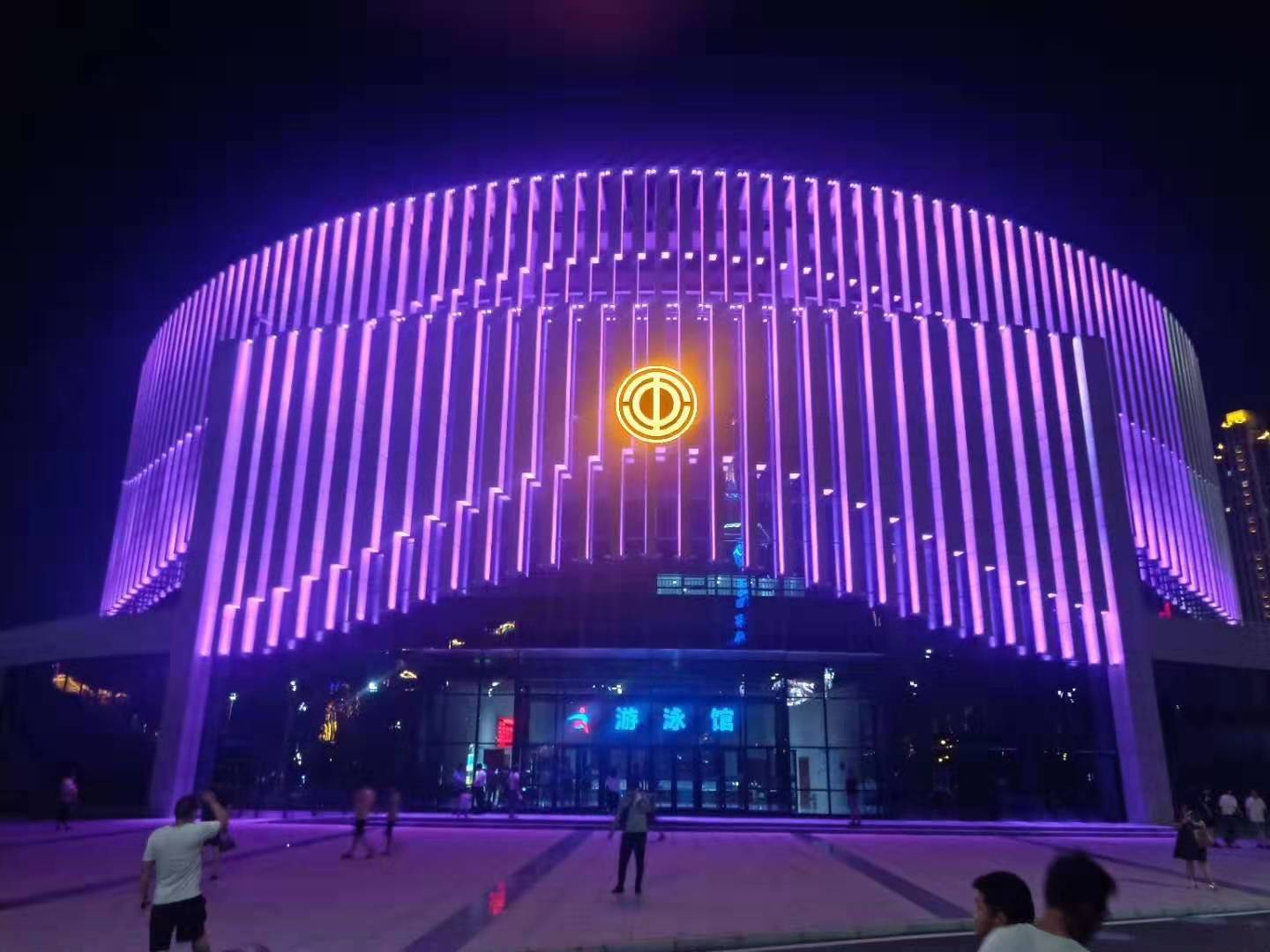 安陽市(shi)職工(gong)文(wen)化體(ti)育中心(xin)亮化(hua)工(gong)程(cheng)